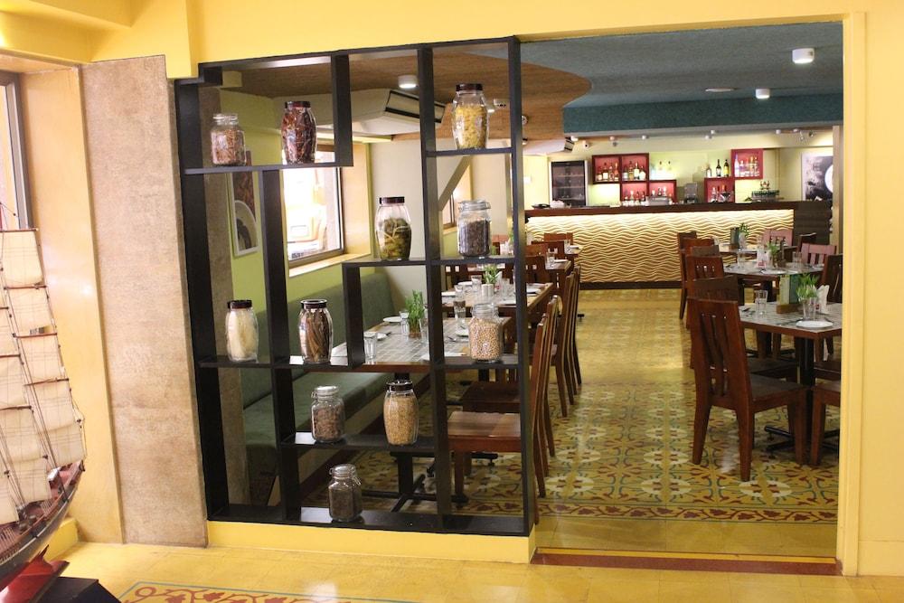 Grande Delmon Hotel Panaji Ngoại thất bức ảnh