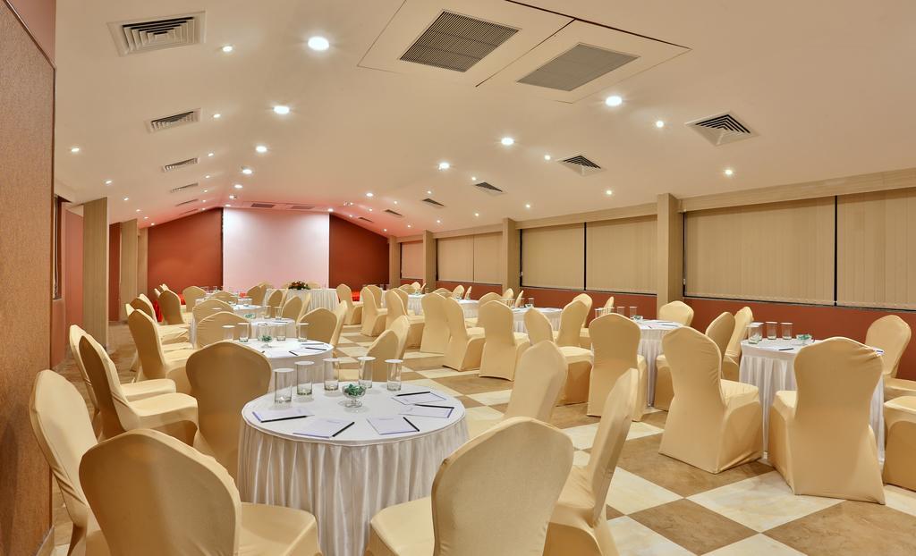 Grande Delmon Hotel Panaji Ngoại thất bức ảnh
