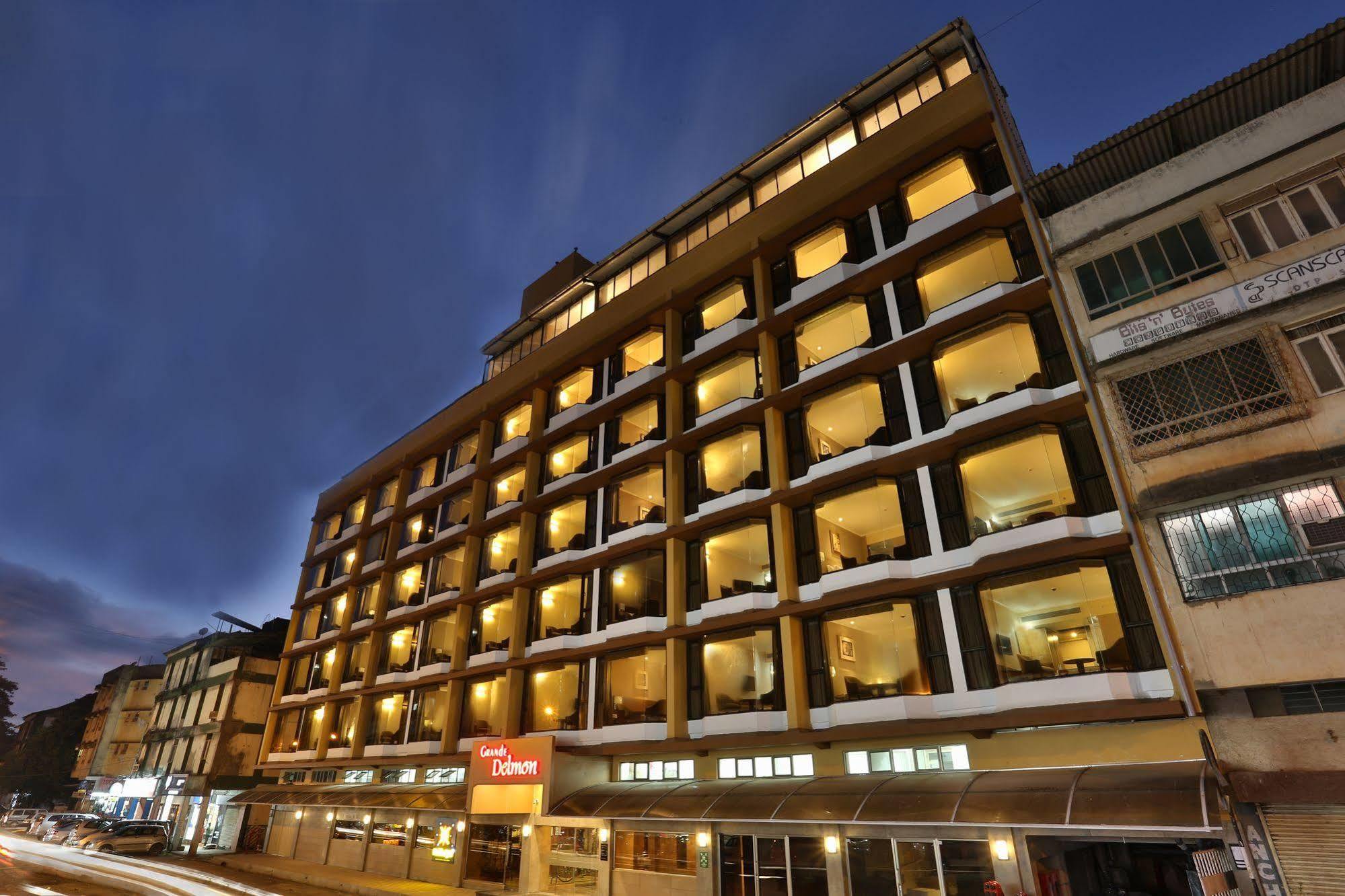 Grande Delmon Hotel Panaji Ngoại thất bức ảnh